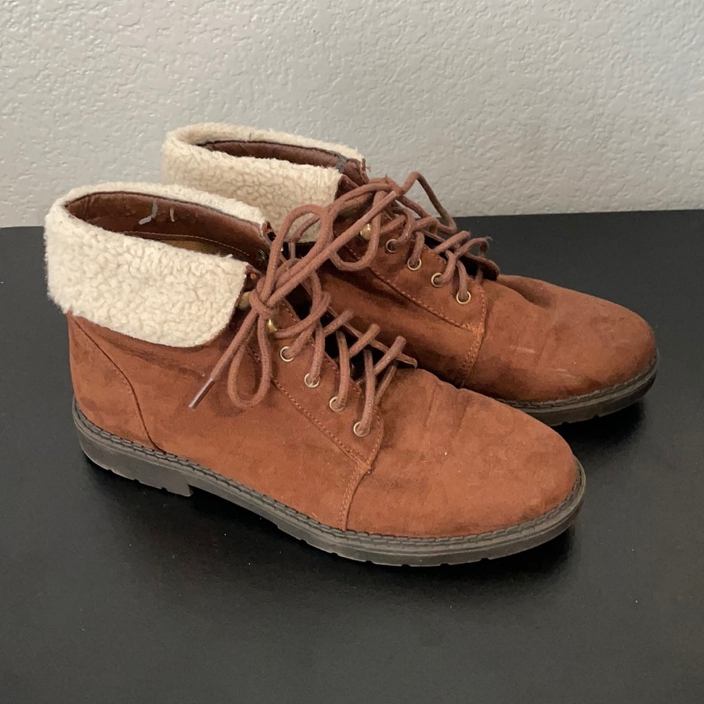 Winter boots .